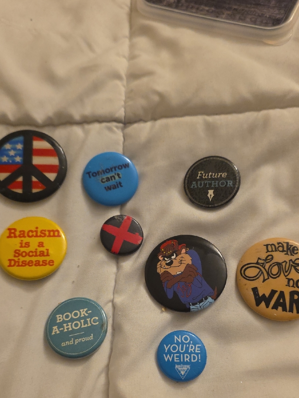 buttons Black, Blue, Yellow, Teal, Tan, Red Graphic Pinback Button Lot